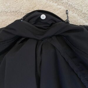 Lululemon Track That Mid-Rise Lines shorts 3” Black Size 8